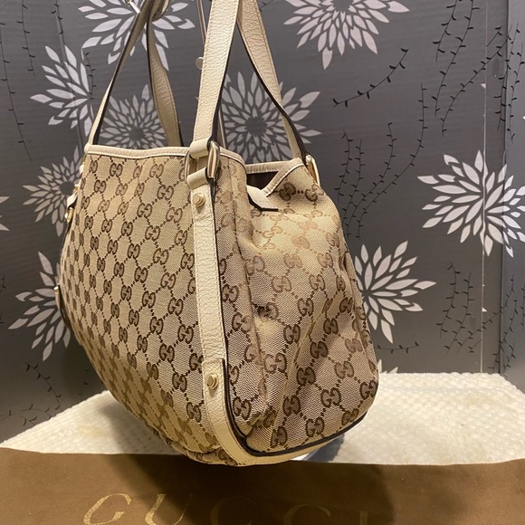 Pre-loved Gucci Abbey canvass - Picture 6 of 14